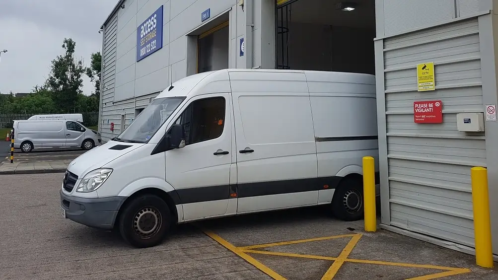 Professional residential and commercial removal services across the UK